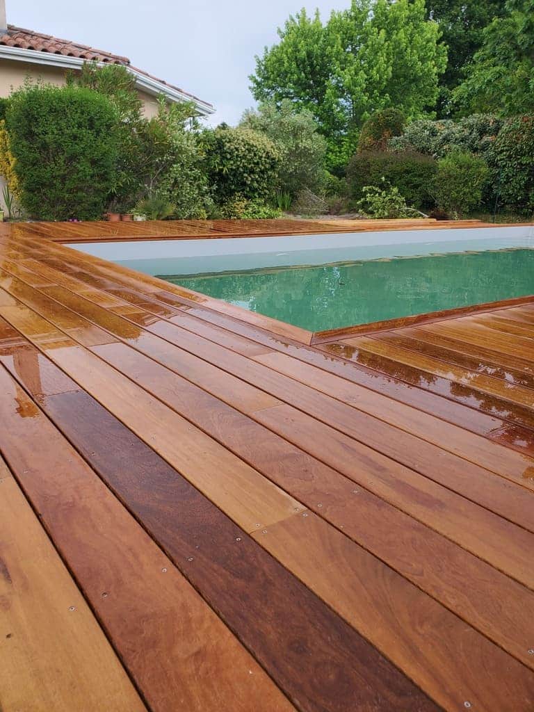 entourage piscine en bois
